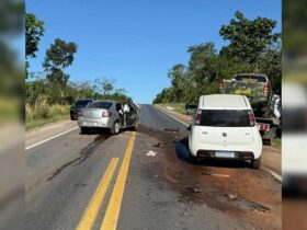 Entre as vítimas está um bebê de aproximadamente 8 meses; dinâmica da colisão ainda é investigada