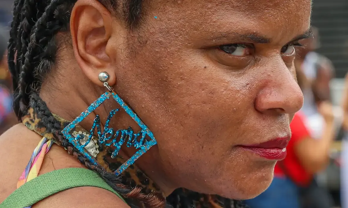 Marcha reúne mulheres negras em Brasília por reparação e bem-viver