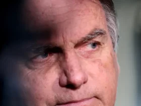 Bolsonaro recebe atendimento médico após nova crise de soluço