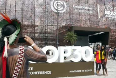 Indígenas do mundo exigem centralidade na ação climática na COP30