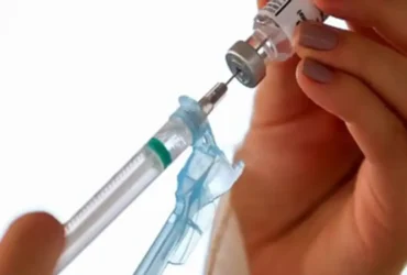 Brasil apresenta plano estratégico para ampliar produção de medicamentos