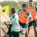 Cuiabá x Goiás: Onde assistir e prováveis escalações pela Série B do Brasileirão. Imagem: AssCom Dourado