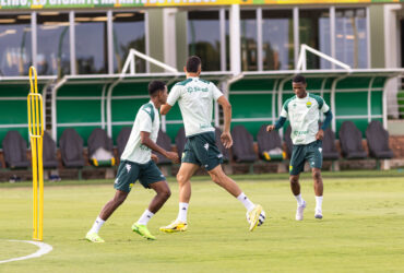 América-MG x Cuiabá: onde assistir ao vivo, escalações e tudo sobre o duelo decisivo da Série B. Imagem: AssCom Dourado