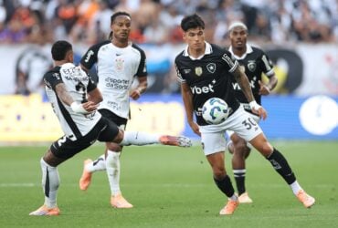 Lance de Corinthians x Botafogo. Imagem: Vitor Silva/BFR