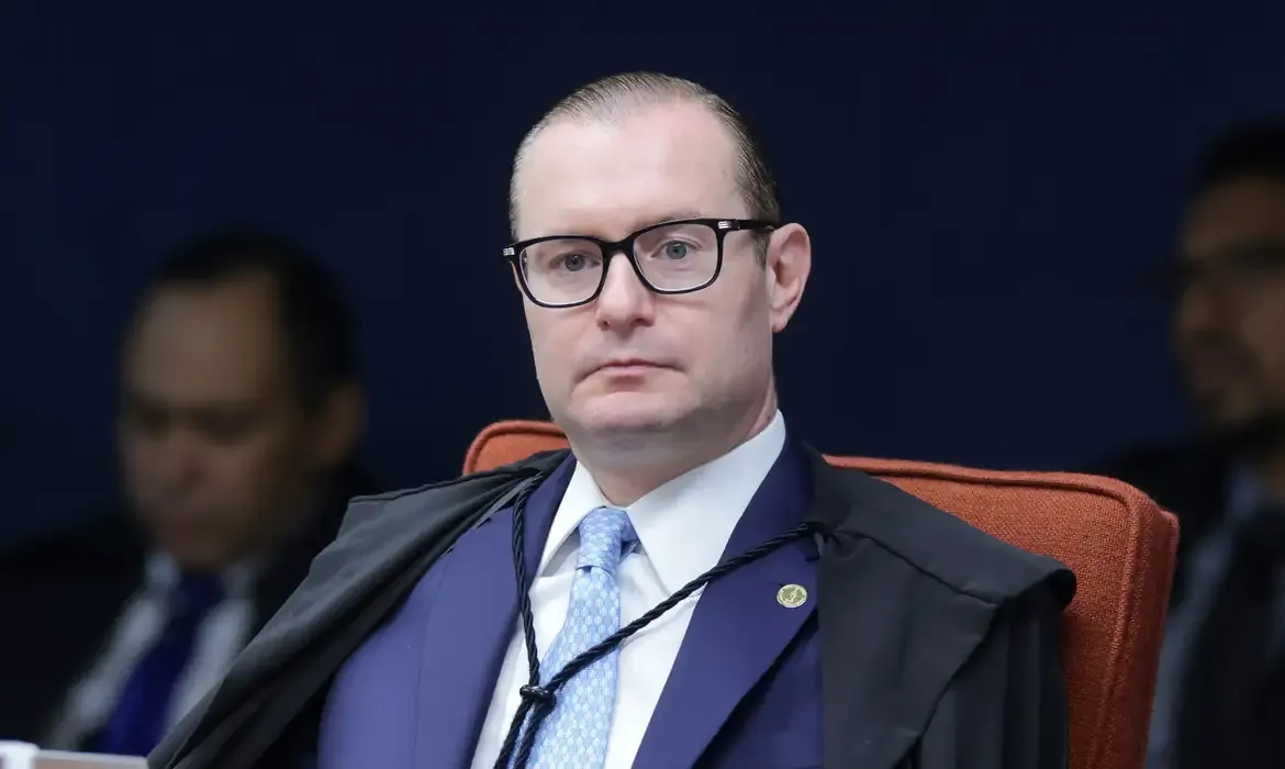 STF mantém condenação de Bolsonaro e aliados em trama golpista