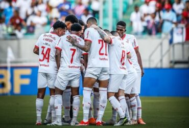 Bragantino x Corinthians: Onde assistir, horário e escalações do duelo pela 32ª rodada do Brasileirão 2025. Imagem: Ari Ferreira/RB Bragantino