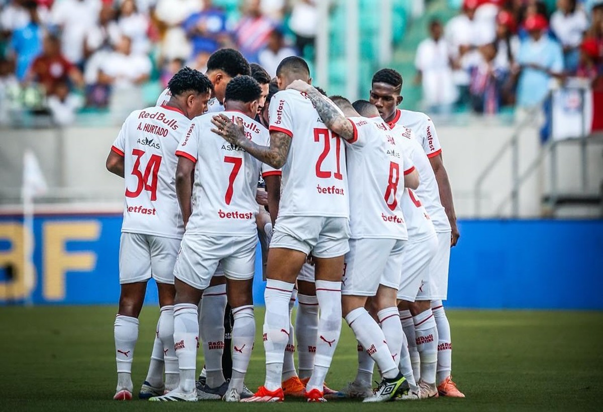 Bragantino x Corinthians: Onde assistir, horário e escalações do duelo pela 32ª rodada do Brasileirão 2025. Imagem: Ari Ferreira/RB Bragantino