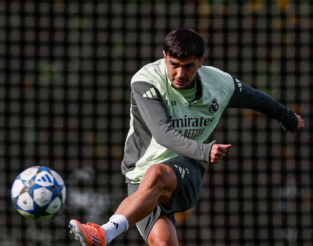 Liverpool x Real Madrid: onde assistir, escalações e tudo sobre o duelo épico da Champions League 2025/26. Imagem: Divulgação Real Madrid Liverpool x Real Madrid: onde assistir, escalações e tudo sobre o duelo épico da Champions League 2025/26. Imagem: Divulgação Real Madrid