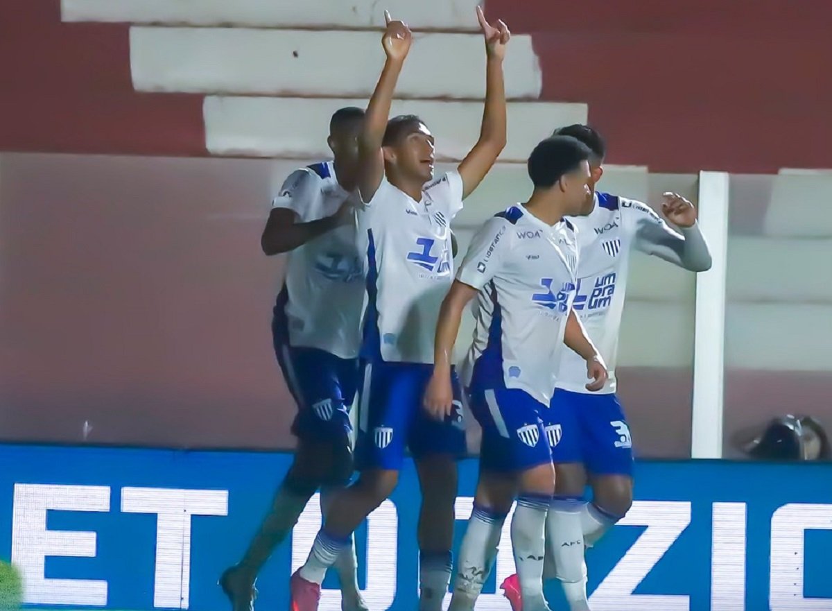 Botafogo-SP x Avaí: onde assistir e prováveis escalações na última rodada da Série B 2025. Imagem: Divulgação Avaí