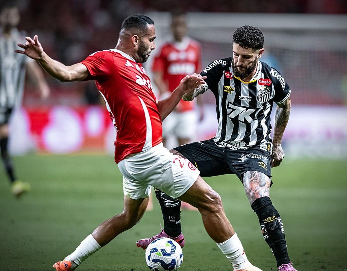 Santos x Sport: onde assistir, prováveis escalações e tudo sobre o jogo dramático na Vila Belmiro. Imagem: Raul Baretta/Santos FC