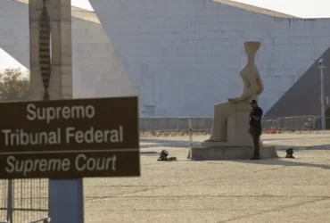 Recurso de Bolsonaro contra condenação volta ao STF