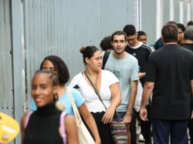 Enem registra presença de 70% no segundo dia de provas