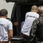 ComandoVermelho: líderes são transferidos para presídios federais sob forte segurança