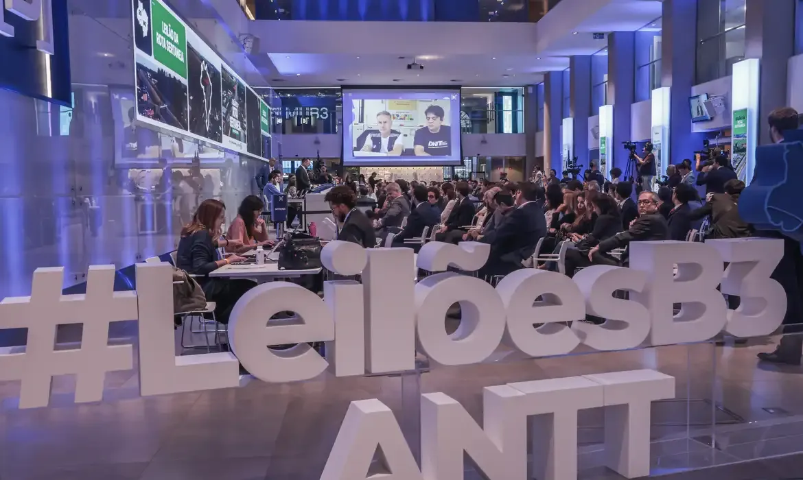 Governo federal realiza 13 leilões rodoviários em 2025 com expectativa positiva