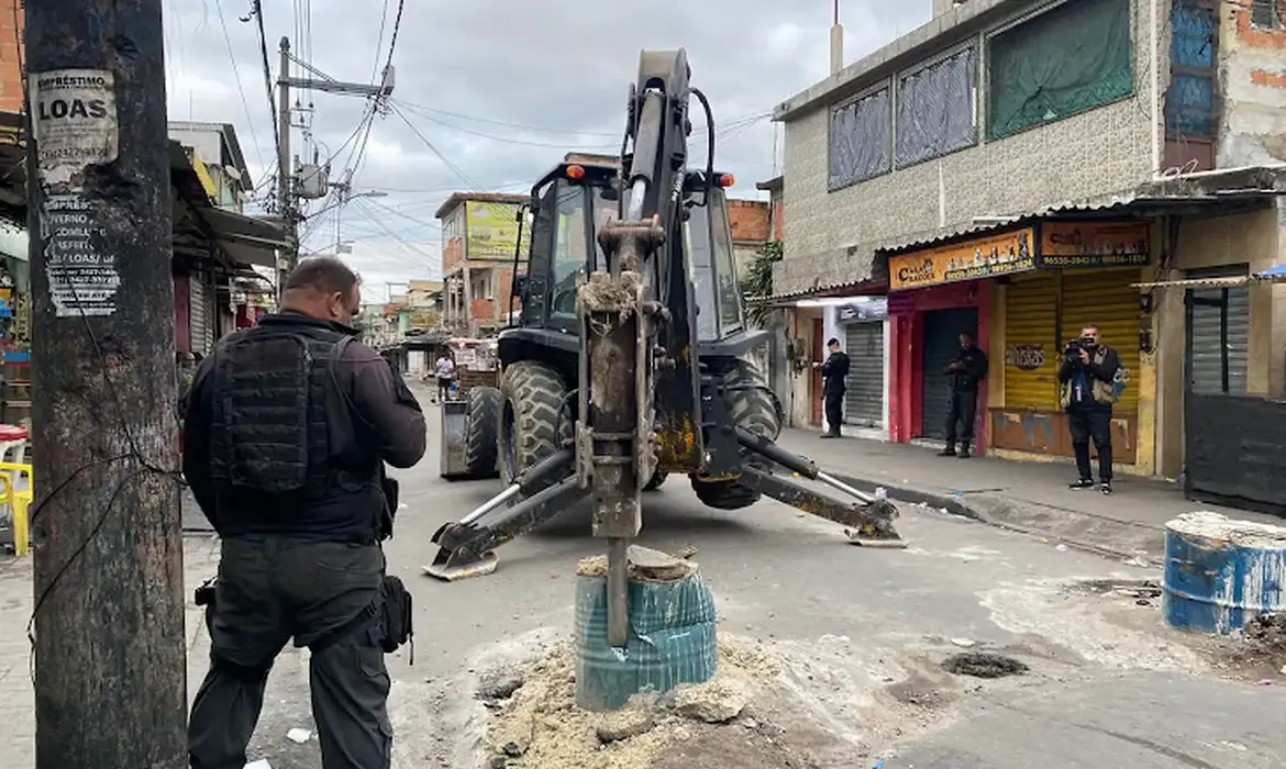 Barricadas viram crime em projeto aprovado pelo Senado