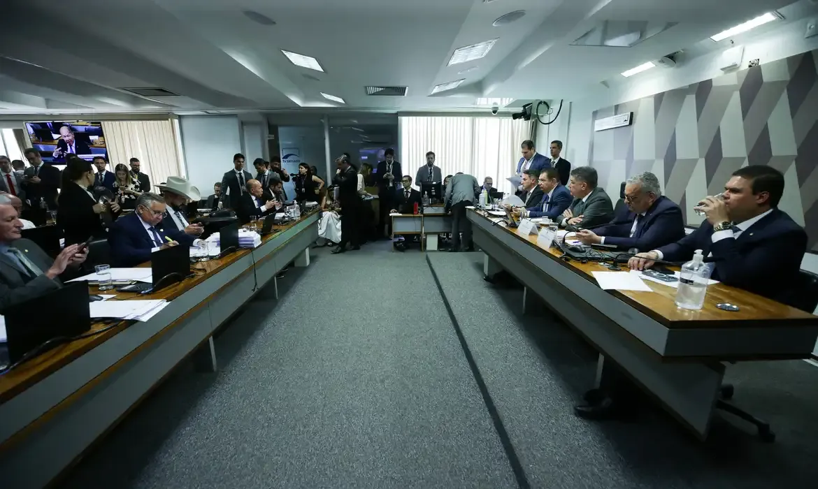 CPMI cancela sessão após investigados apresentarem motivos para faltar ao INSS