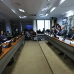Senado aprova isenção do IR para quem ganha até R$ 5 mil