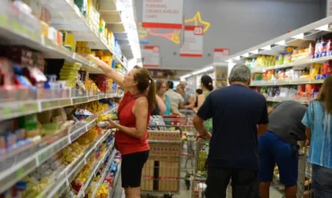 Mudanças no vale-alimentação fortalecem trabalhadores e combatem inflação