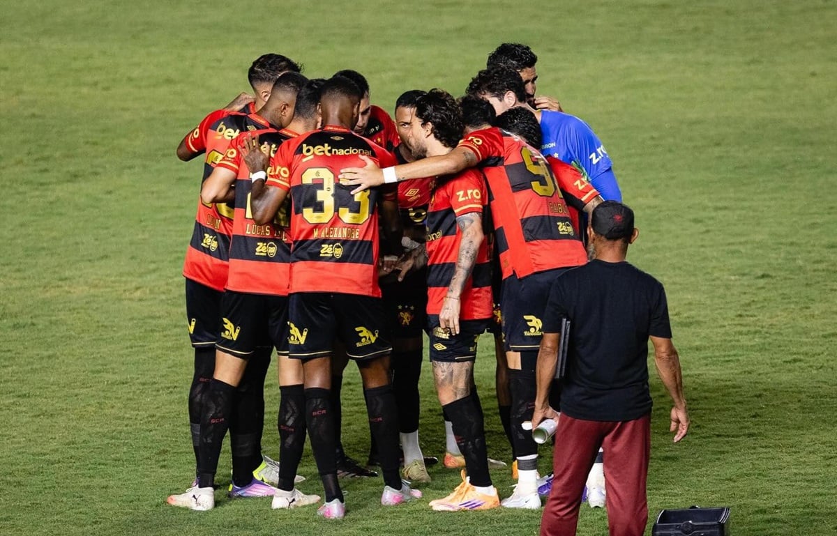 Santos x Sport: onde assistir, prováveis escalações e tudo sobre o jogo dramático na Vila Belmiro. Imagem: @paulopaivafoto@sportrecife Santos x Sport: onde assistir, prováveis escalações e tudo sobre o jogo dramático na Vila Belmiro. Imagem: @paulopaivafoto@sportrecife