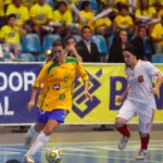 Luciléia celebra Copa com destaque no futsal feminino