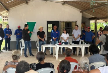 Assentamento de Cuiabá recebe sistema inovador de aquaponia