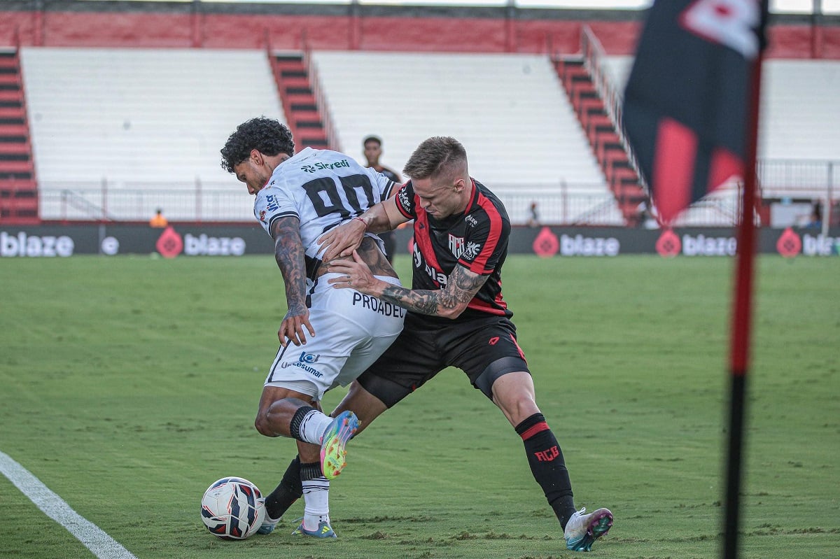 Operário x Ferroviária: onde assistir e prováveis escalações na última rodada da Série B 2025. Imagem: Bruno Corsino Atlético-GO