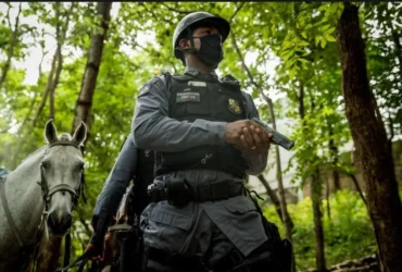 Casal é detido com drogas durante operação da PM em Nova Mutum