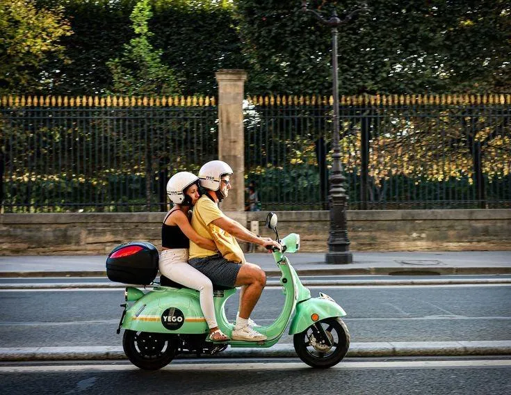 Ciclomotores emplacados serão exigidos a partir de 2026