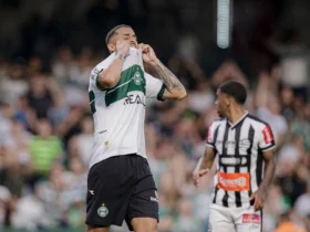 Coritiba garante acesso à Série A e mira decisão