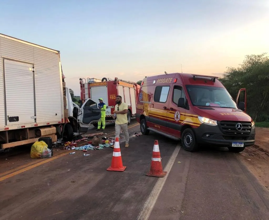 Resgate na BR-163 mobiliza Bombeiros após acidente grave