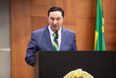 Deputado questiona R$ 450 milhões da saúde em MT