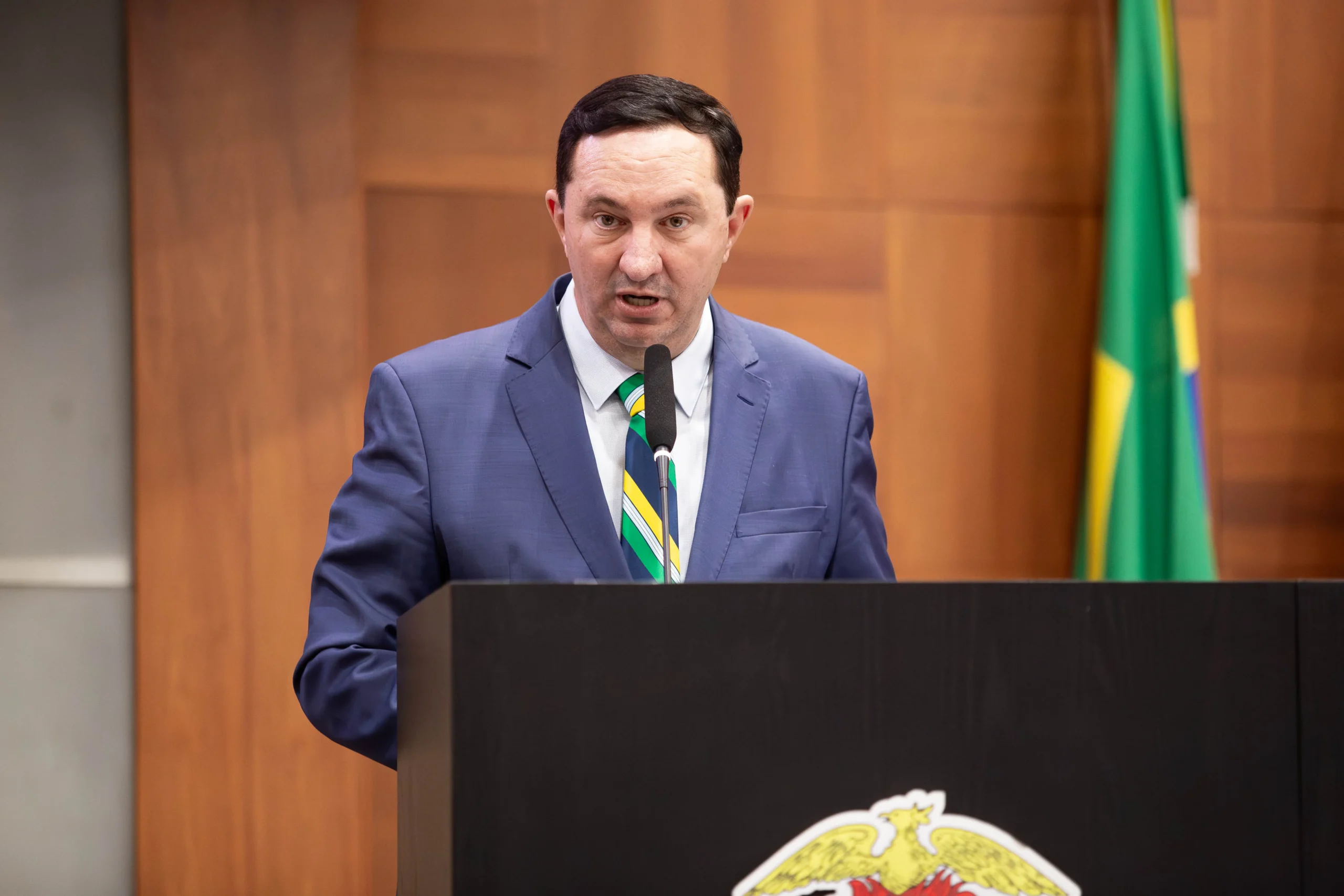 Deputado questiona R$ 450 milhões da saúde em MT