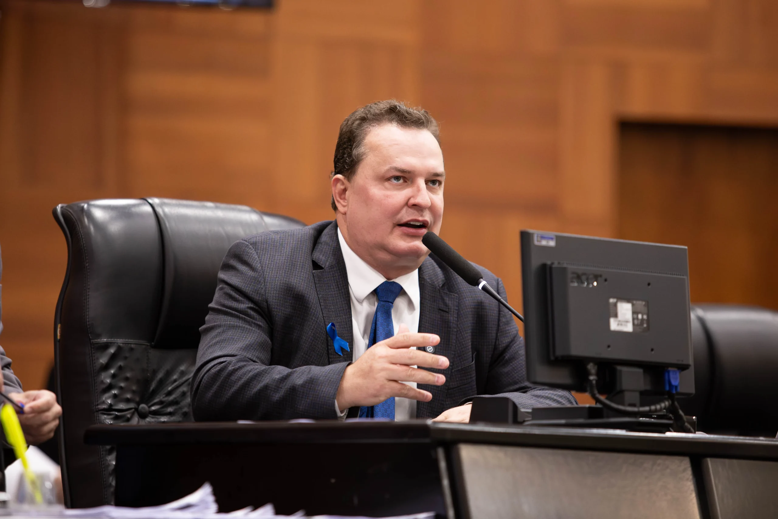 Deputado incentiva homens a agir contra a violência doméstica