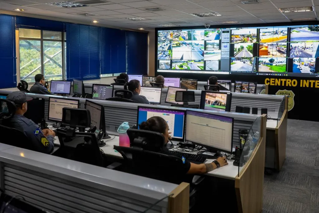 Dois homens são presos em Cuiabá com apoio do Vigia Mais MT