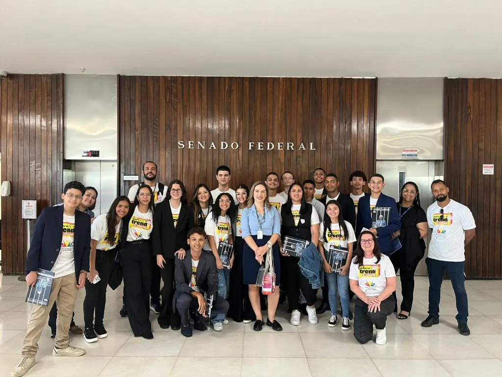 Estudantes de MT visitam Congresso através do Projeto Parlamento Jovem