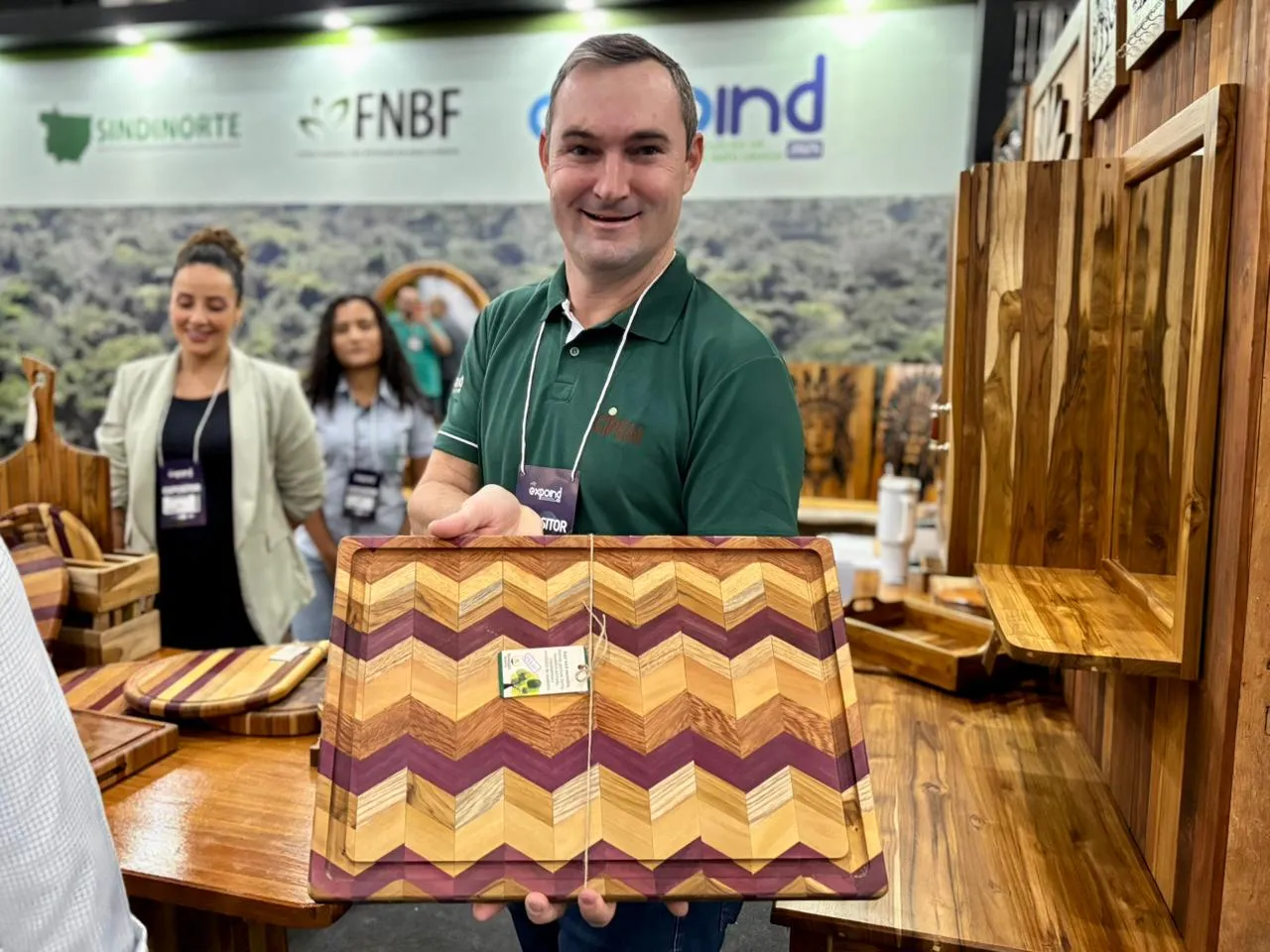 Setor de base florestal marca presença na Expoind com estande e palestra sobre rastreabilidade da madeira