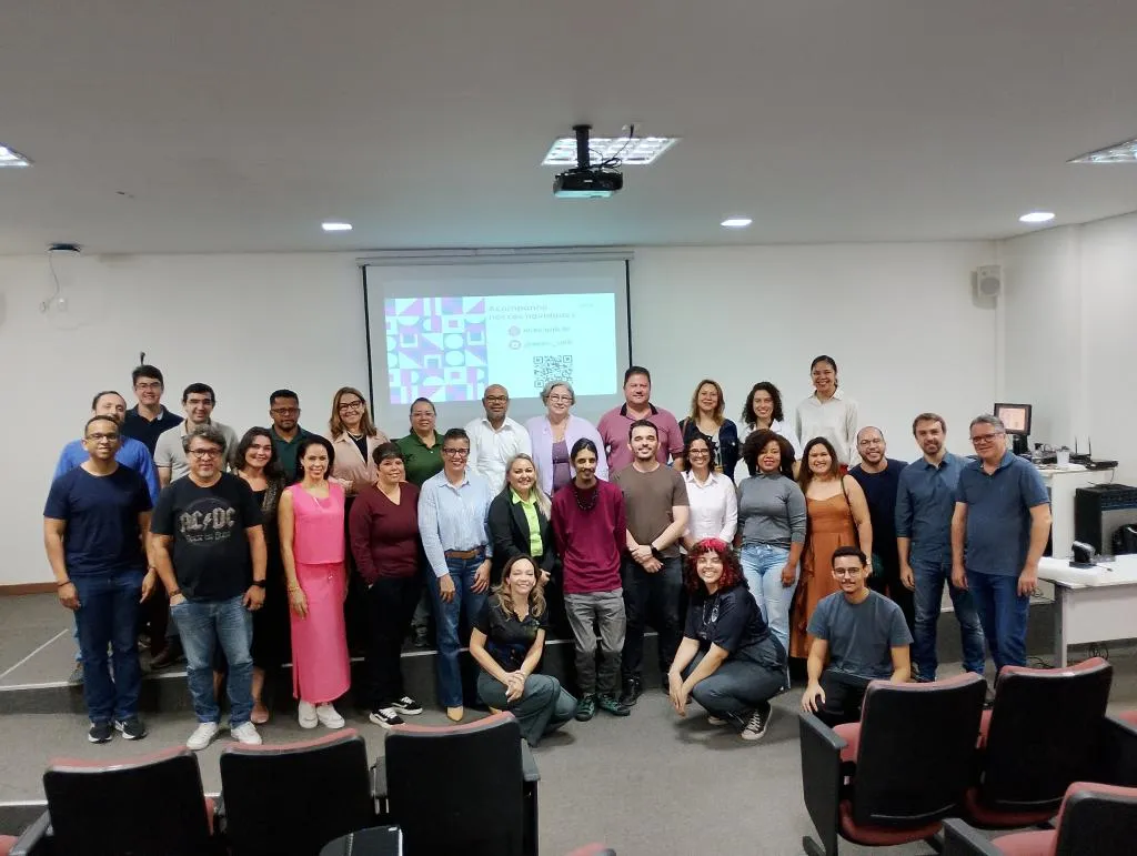 Fapemat debate divulgação científica em linguagem simples