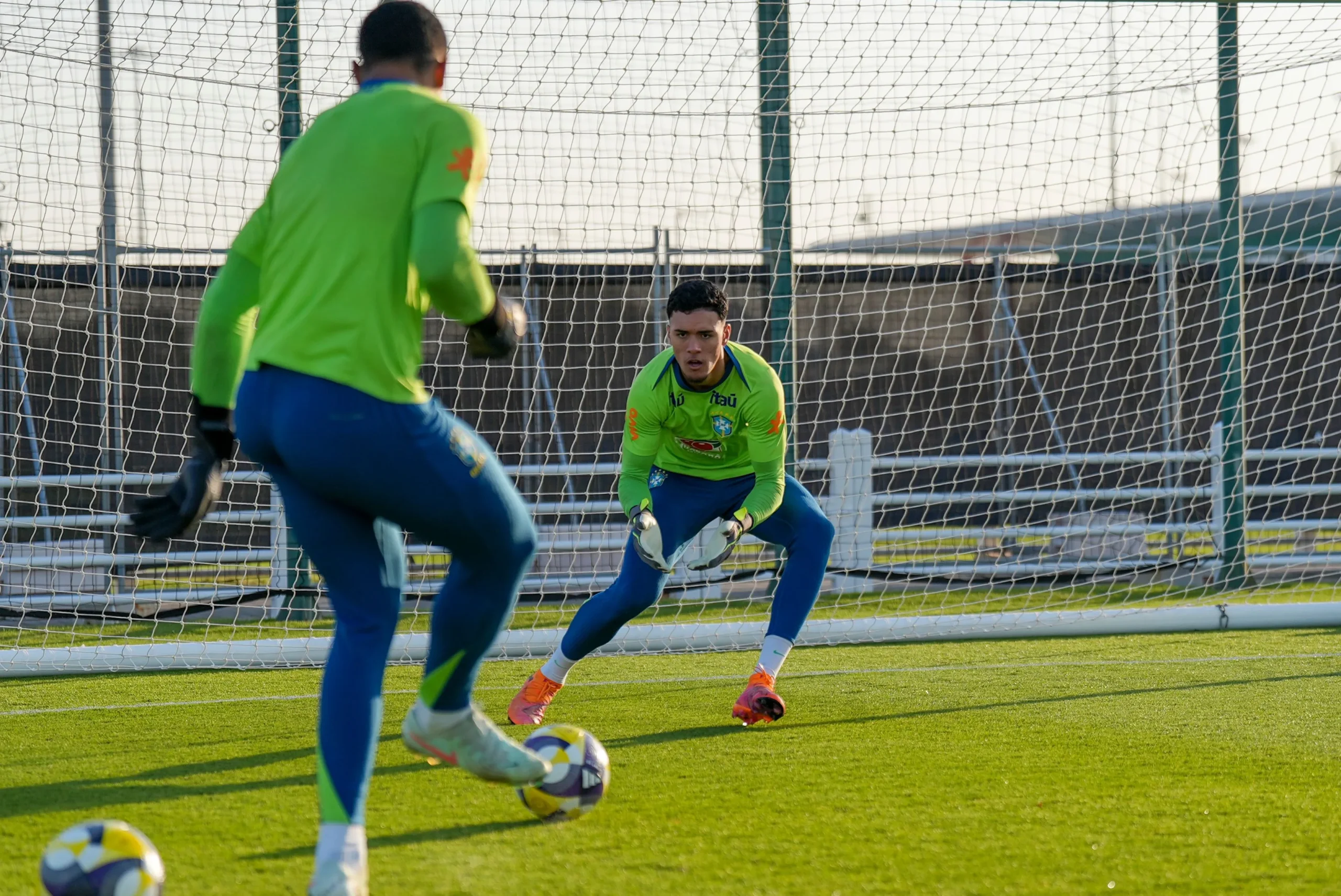 Seleção Sub-17 mira semifinal decisiva contra Portugal