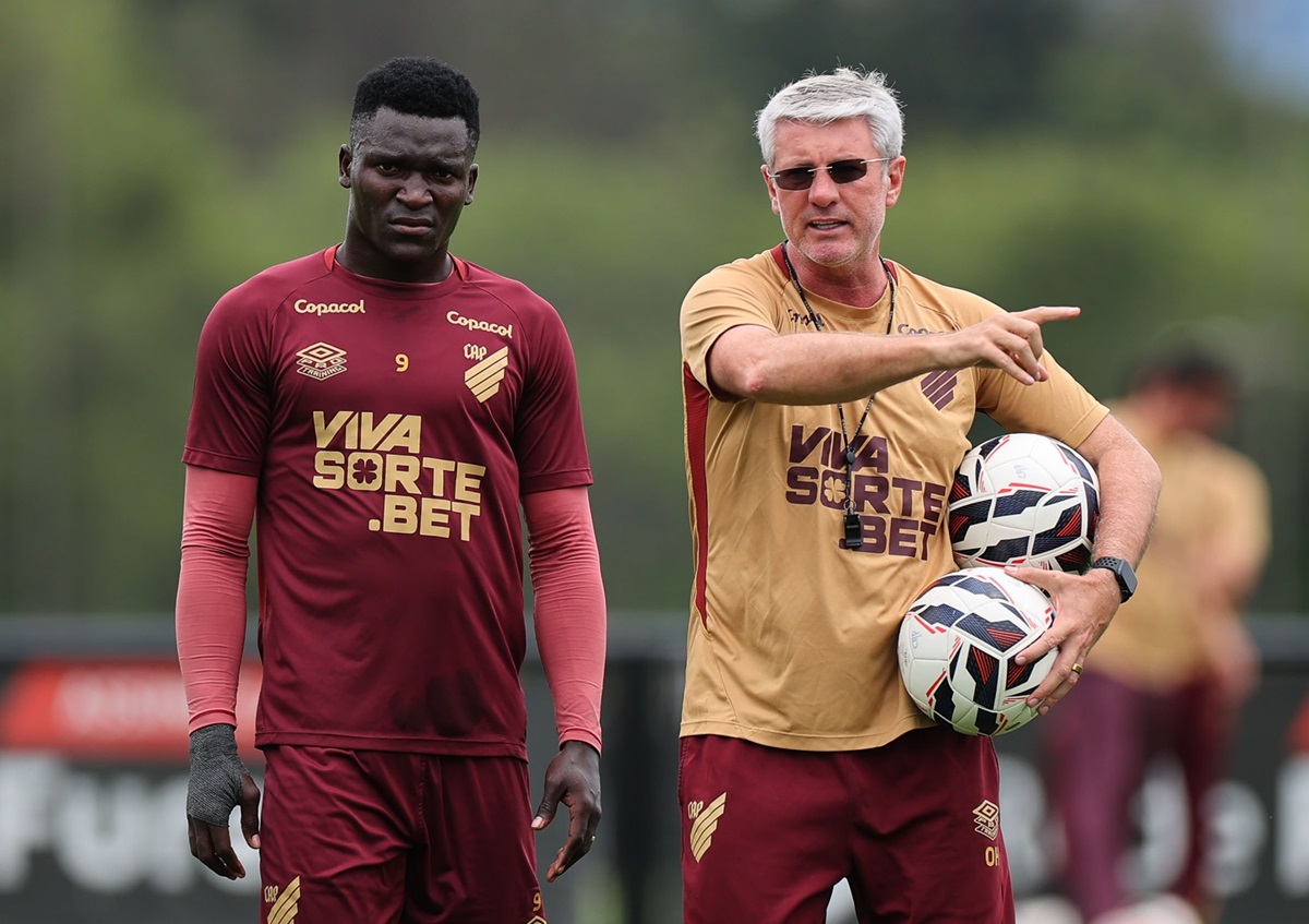 Ferroviária x Athletico: onde assistir, escalações e detalhes do duelo decisivo na Série B. Imagem: José Tramontin athletico.com.br