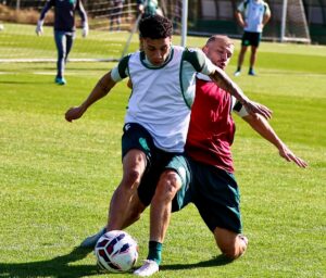 Chapecoense x América-MG: onde assistir, horário e prováveis escalações pela Série B. Imagem: Luiz Ferrazzo ACF