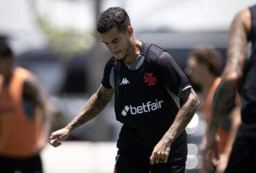 Vasco x Internacional: onde assistir, escalações e tudo sobre o duelo decisivo contra o rebaixamento. Imagem: Matheus Lima #VascoDaGama