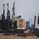 Polícia Civil apreende arsenal com 11 armas em Itanhangá