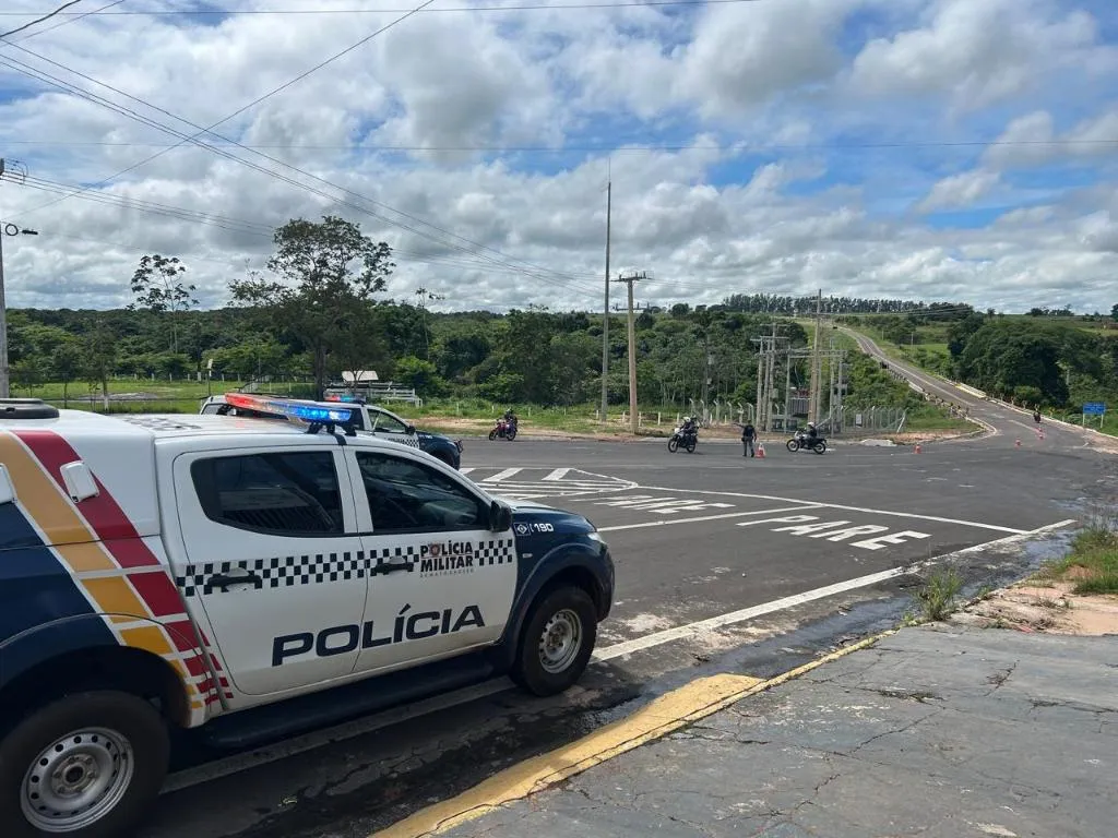 PM frustra rolezinho e apreende 19 motos em Nova Marilândia