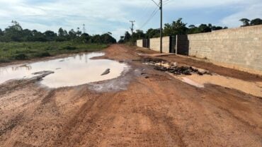 Infraestrutura rural: Prefeitura de Sinop realiza manutenção na Estrada Luft