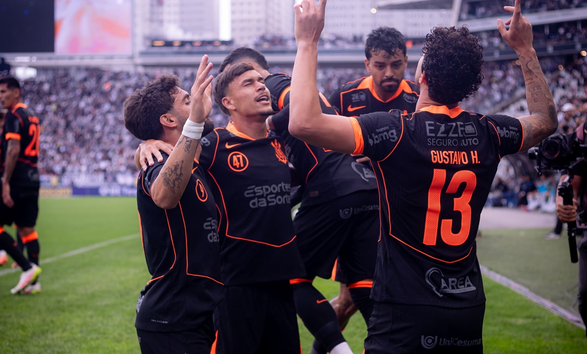 Bragantino x Corinthians: Onde assistir, horário e escalações do duelo pela 32ª rodada do Brasileirão 2025. Imagem: Rodrigo Coca/Ag. Corinthians