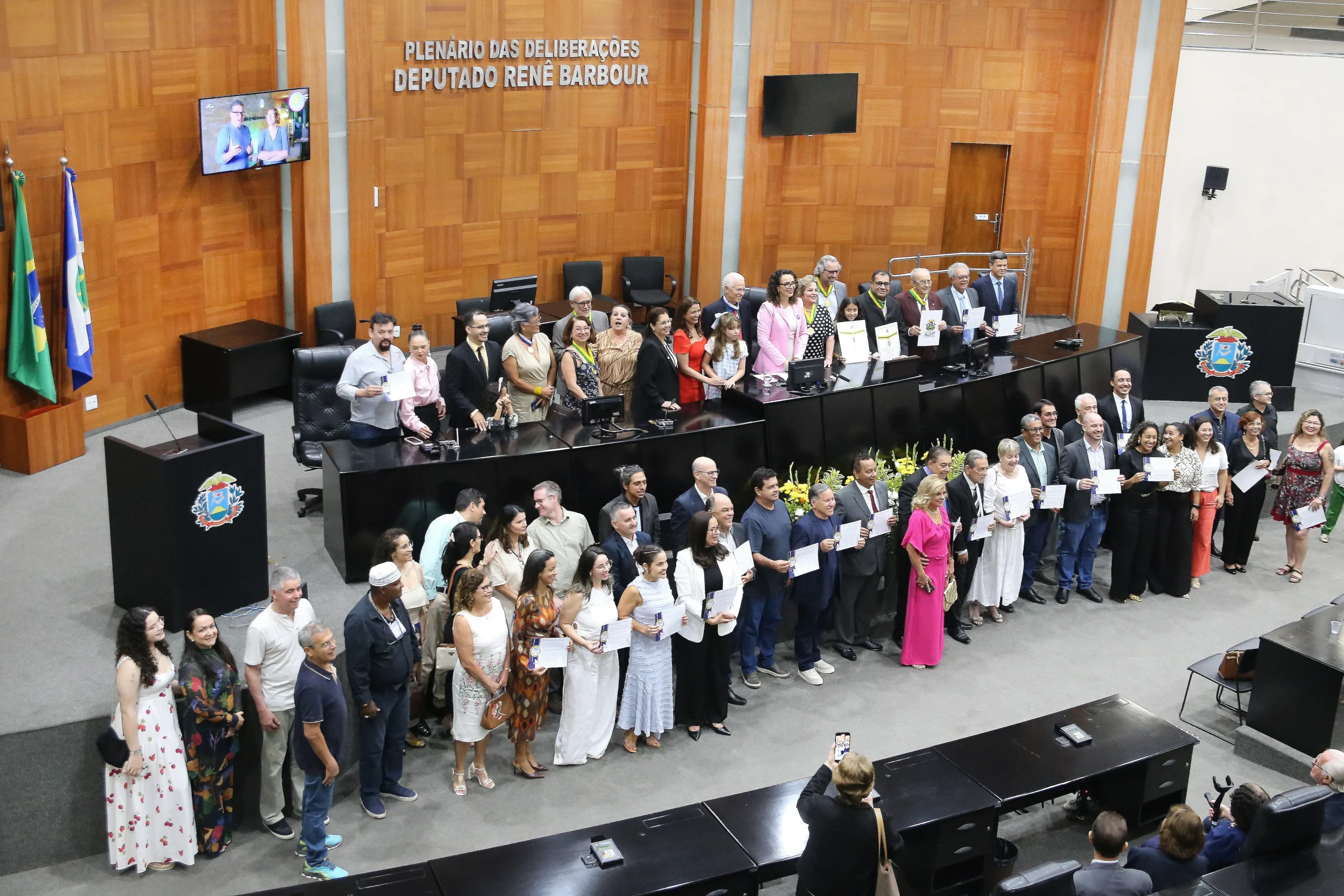 UFMT celebra 50 anos do curso de Geologia