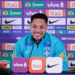 Vitor Roque mira Copa do Mundo e se firma no Palmeiras