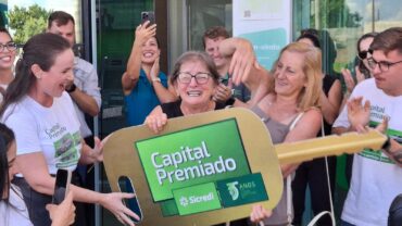Associada de Lucas do Rio Verde recebe 6º Onix 0 km da campanha Capital Premiado da Sicredi Ouro Verde MT