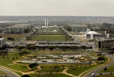 Incêndio em ministério de Brasília deixa seis feridos durante manutenção