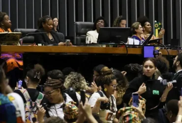 Marcha das Mulheres Negras é homenageada em sessão solene na Câmara